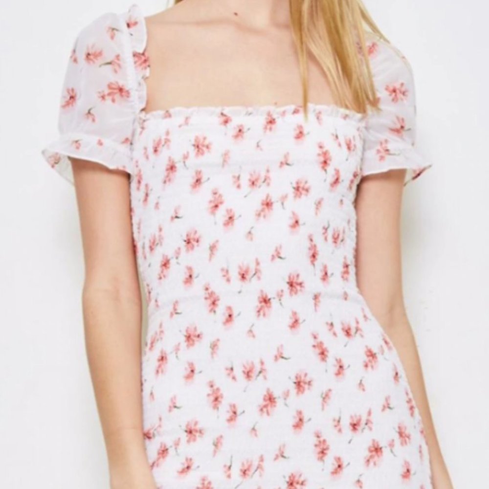 FLORAL SMOCKING DRESS